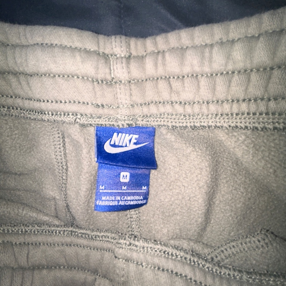 Gray Nike sweatpants